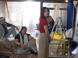 【他人妻レイプ】田舎の中古物件を旦那婦で購入してリフォームを頼み…肉体労働者に狙われたエロ美マダムがレ〇プ乱れたで連続中出しレイプの画像