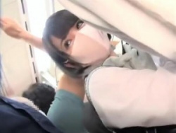 【JKチカン】幼顔の可愛い制服女子校生が電車で男に潮を吹かされてしまう！？の画像