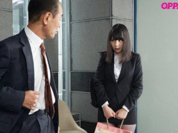 【OL】「嫌とか言いながら、声出てんじゃん」デカぱいOLが嫌いな上司と同室になり、レイプされる！皮肉にも相性抜群で喘ぎまくる！の画像
