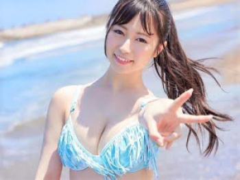 【マジックミラー号】可愛いビキニ女の子が草食系男子のお悩み相談に協力！処女男と信じて挿入を受け入れたら女の子大学生オマンコ突かれまくり！の画像