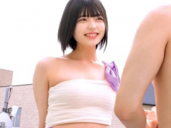 【シロウトナンパ】「おチンコ勃ってませんか？//」オシャレな水着を着たシロウト娘が素股オイルマッサージ体験！の画像