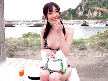 【マジックミラー号】素人ナンパ‼美人JD（22）が高齢童貞をオナサポ❤の画像