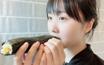 本田望結、極太の恵方巻でフェラ顔wwwwwwの画像