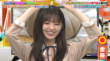 齋藤飛鳥、脇からお漏らし!脇汗染みがエロすぎるwwwwwwの画像