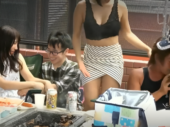 【乱交×NTR】DQNたちが飲み会で乱痴気騒ぎ！普段のストレスが爆発したのかお酒のせいか…。NTR飲み会でなんでもアリの破廉恥動画の画像