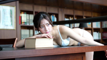 大西陽羽:19歳の文学女子が魅せる新たなグラビアの世界の画像