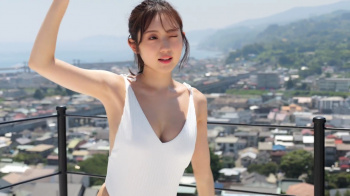 春蝶 白のレオタード水着グラビアの画像