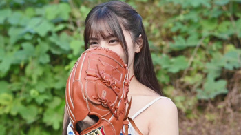 花咲楓香 水着画像 2025年注目のグラビアアイドルの画像