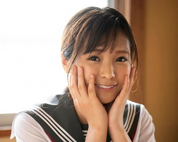 おじさんの汗やアナルを舐めたり唾を美味しそうに飲むくらいに調教済みの激カワ女子高生の変態セックスが絶対ヌける！　久留木玲　一ノ瀬くるみの画像