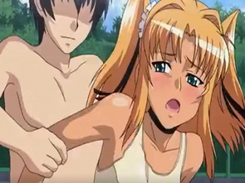 【学園もの】プールのど真ん中で小柄なビキニ姿の女の子にズボズボぶち込んで犯しちゃう！の画像