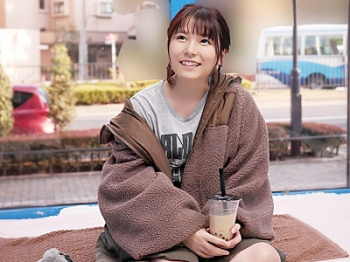 〈マジックミラー便〉ロリかわ女の子が初対面の男にきもちよくされてコロッと落ちて生ハメ許してとろけた顔して感じまくり♥の画像
