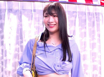 ［ﾏｼﾞｯｸﾐﾗｰ号］素人ナンパ‼『30万円欲しいな～ｗ』ビキニ女の子大生（21）が野球拳に負けて即ハメ膣内イク❤の画像