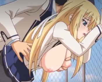 【アニメ】≪※そこ、ホントにやばいって…！≫制服たわわなおっぱい女子校生が屋上でセックス！フルチン起ちした肉棒が奥まで突き刺さる！の画像