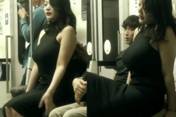【エロ画像】Jカップグラドル風吹ケイ(24)が電車に乗るとこんな感じの画像