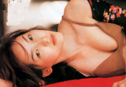 【麻生久美子エロ画像１３８枚】ヌードでおっぱいと乳首公開濡れ場が熟女すぎで美魔女すぎるだろｗｗｗｗｗ【永久保存版】の画像
