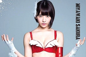 【宮脇咲良エロ画像83枚】パンチラもヌードもOK韓国IZ*ONEアイドルになっておっぱい抜けるキャラに【永久保存版】の画像
