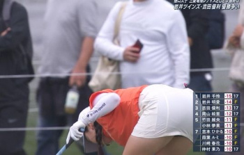 【エロ画像】滝菜月アナ、白Tおっぱいデッカ！YCの膨らみのカタチたまらんの画像