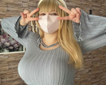 【エロ画像】金髪エロ垢で爆乳すぎるけど、DM送ればやらせてくれる？の画像