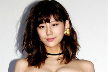 【西内まりやエロ画像81枚】ヌードで乳首丸見えおっぱい濡れ場が全裸監督で復活してるダイジェスト【永久保存版】の画像