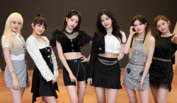 【IVE(アイヴ)エロ画像195枚】パンチラありおっぱいデカいヌードも乳首もポロリセクシーK-POPガールズグループがフル勃起すぎます【永久保存版】の画像
