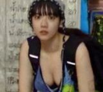 【エロ画像】あいみょん、デカパイ生乳だけじゃなくアレも見えてしまう…（※画像あり） の画像
