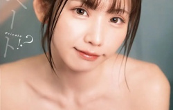 【エロ画像】えなこ手ぶらヌード画像！過激エロ下乳・谷間全裸がシコすぎたまらん！の画像