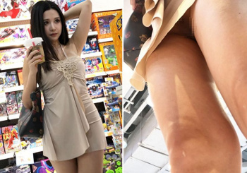 【エロ画像】【動画あり】ノーパンでトイザらスに行った美人妻、ドエロい事になってしまうｗｗｗｗｗの画像