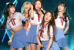 【OH MY GIRLエロ画像７９枚】ヌードでパンチラとおっぱい出して乳首が興奮する韓国ユニット抜けるｗｗｗｗ【永久保存版】の画像