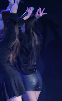 ピチピチホットパンツ履いてお尻プリプリしながら踊るLovelyzジスの画像