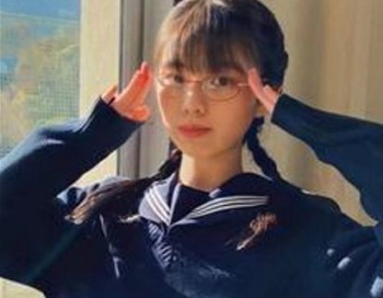 【画像】イケてない女子高生がグラビアモデルになって人生大逆転wwwwwwwwwwwwwの画像