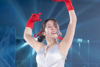 【画像】本田真凜ちゃん、衣装が食い込みすぎてハレンチだと話題にwwwwwwの画像