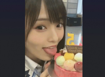 【画像】どっちのペロペロが好き?【gif】の画像