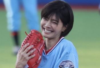 【画像】内田有紀(48)、マジで可愛すぎるだろｗｗｗｗｗｗｗｗの画像