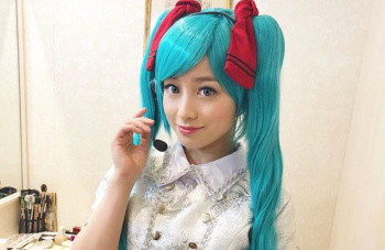 【画像】橋本環奈さん、“初音ミク”のコスプレをしてしまうwwwwwの画像
