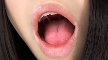 【マニア向け】女の子の口の中やワキ、オシッコ、唾液などフェチを楽しんでみたｗｗｗｗｗの画像