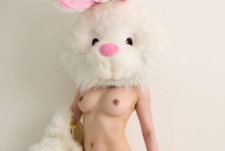 【画像】着ぐるみバイト女子、待望のAVデビューwwwwwwwwwwwwwwの画像