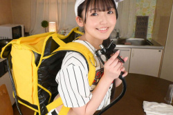 【画像】ビールの売り子さん、マ〇コが泡だらけになってしまうwwwwwwwwwwの画像
