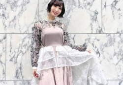【画像】美人声優・佐倉綾音、おっ ぱい強調しすぎだろwwwwwwwwwwwwの画像