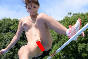 【画像】全裸体力テスト工ロすぎ‼ ワレメ見えすぎだろｗｗｗｗｗｗｗｗの画像