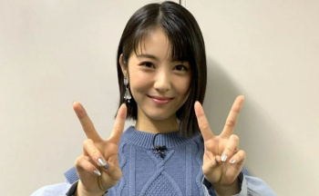 【画像】浜辺美波ちゃん、童貞を殺すニットおっ ぱいを公開した結果wwwwwwwwwの画像