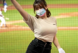 【画像】チアガールさん、とんでもなく工ッチなものを見せつけてしまうｗｗｗｗｗｗｗｗｗの画像