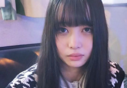 【画像】闇がありそうな女の子、脱いだらとんでもないお乳だったwwwwwwwwwの画像