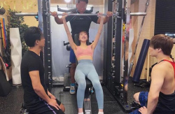 【朗報】筋トレ女子、マッチョの前ではメスになるｗｗｗｗｗｗｗｗｗｗｗｗｗの画像