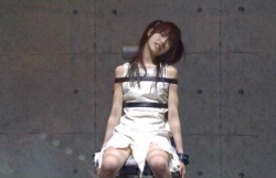 【画像】デスノートのミサミサ、この状態で50日間耐えきってしまうｗｗｗｗｗｗｗの画像