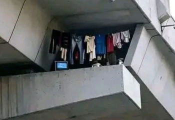 【画像】最近のホームレス、レベチｗｗｗｗｗｗｗｗｗｗｗｗｗｗｗｗｗｗｗｗｗｗｗｗの画像