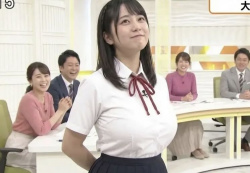 【画像】デカ乳女子アナさん、地上波でピチピチの制服姿を披露してしまうｗｗｗｗｗｗの画像