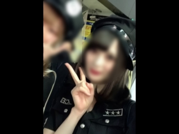 【盗撮動画】自撮り画像つきで流出した可愛いコスプレ娘のハロウィンパンチラ動画がこちらの画像