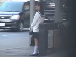 【盗撮動画】吹奏楽部の優等生じぇけが電車でめちゃめちゃに犯される痴漢動画。顔射フィニッシュが極悪すぎるの画像