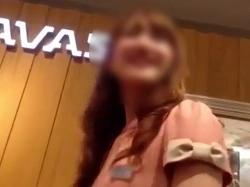 【盗撮動画】削除注意。軽くS級程度には激カワなショップ店員パンチラはガチでオカズになり得るというリアルの画像