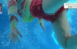 【放送事故】女子アナさん、プール取材で水着からマンチラｗｗｗ地方局が緩すぎるｗｗｗ【エロ画像18枚】の画像